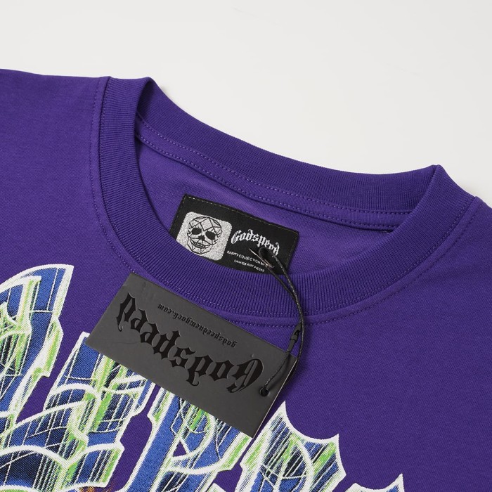 Y2K Gothic Streetwear Front Godspeed Gothic Font Glowing Green Kissing Skeleton Couple Burst Background Print T-Shirt 3 colors 29338262