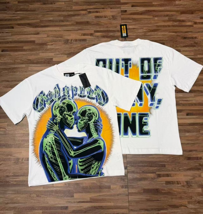 Y2K Gothic Streetwear Front Godspeed Gothic Font Glowing Green Kissing Skeleton Couple Burst Background Print T-Shirt 3 colors 29338262