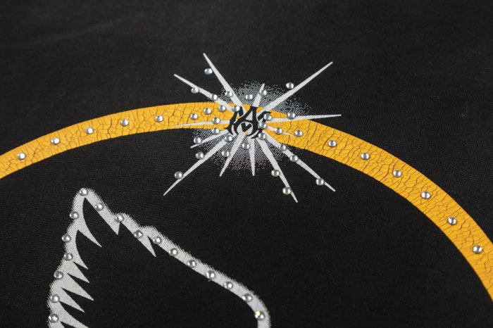 Vintage Luxury High Street Front Full Rhinestone Winged Pegasus Golden Arch Cursive Logo Oversized Tee 29340906