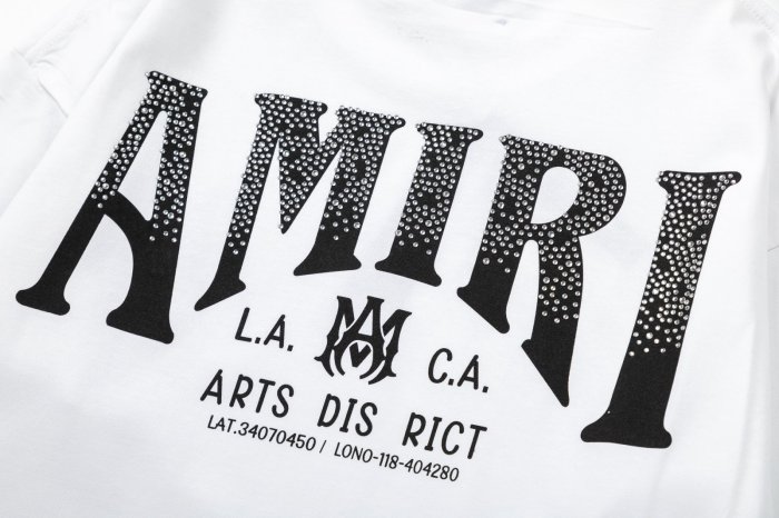 Gothic M Emblem Print Back Speckled Sparkle City District Slogan Text Graphic Tee 3 colors 29342963
