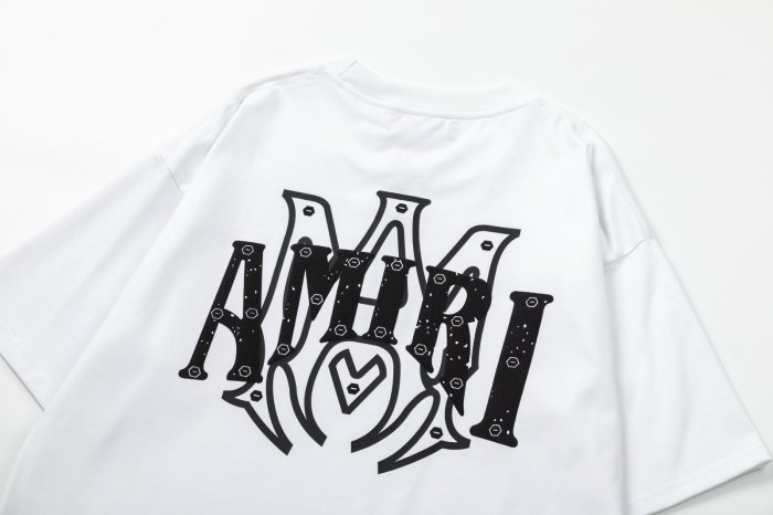 Small M Heart Monogram Print Back Gradient Glitter LA CA Arts District Letter Graphic Tee 3 colors 29342954