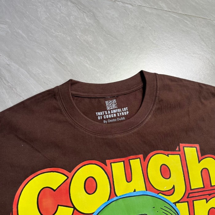 West Coast Casual Fashion Chocolate Brown Laid Back Leprechaun Mascot Pour Syrup Graffiti Bubble Font Print T-Shirt 29344165