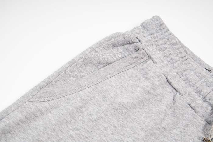 On Tone Serif Embroidery Logo Print Back Patch Pocket Leather Label Loose Drawstring Terry Cotton Casual Sweat Shorts 3 colors 29343871