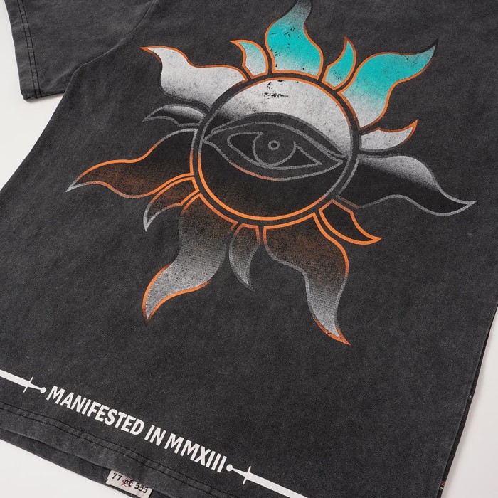 Retro Alien Horror Streetwear Front Vintage Space Warrior Monster Distressed Comic Gothic Letter Print Back Gradient Sun Eye Symbol T-Shirt 29345682