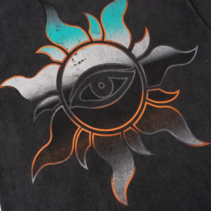 Retro Alien Horror Streetwear Front Vintage Space Warrior Monster Distressed Comic Gothic Letter Print Back Gradient Sun Eye Symbol T-Shirt 29345682