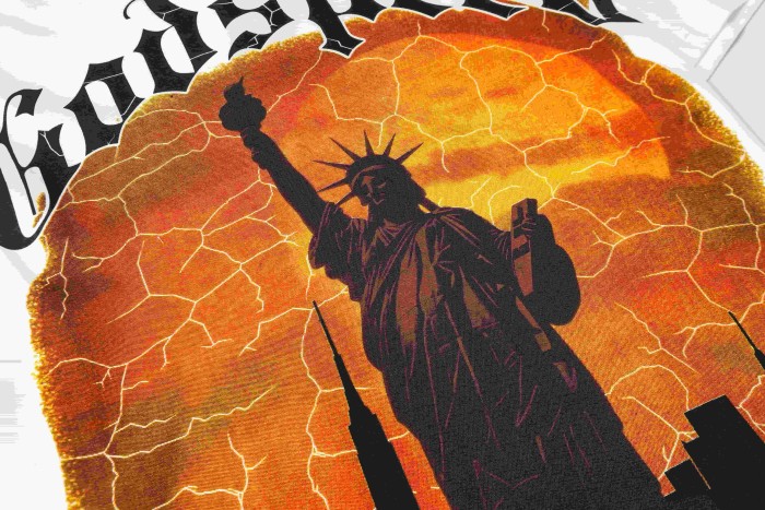 Godspeed Mini Gothic Logo Print Back Large Crackle Sunset Liberty Statue City Silhouette E Pluribus Unum Latin Text T-Shirt 2 colors 29353526