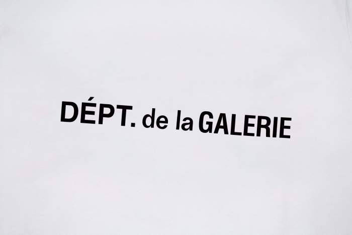 GaIIery Dept. Front Bottom Corner And Back Neck Small French Letter Print Crew Neck Loose Cotton Basic Tee 2 colors 29356387