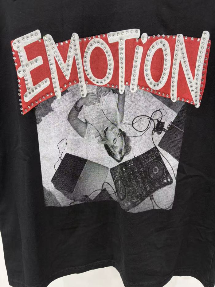 Mixed Emotion Vintage DJ Girl Portrait Rivet Rhinestone Print T-shirt 29370431