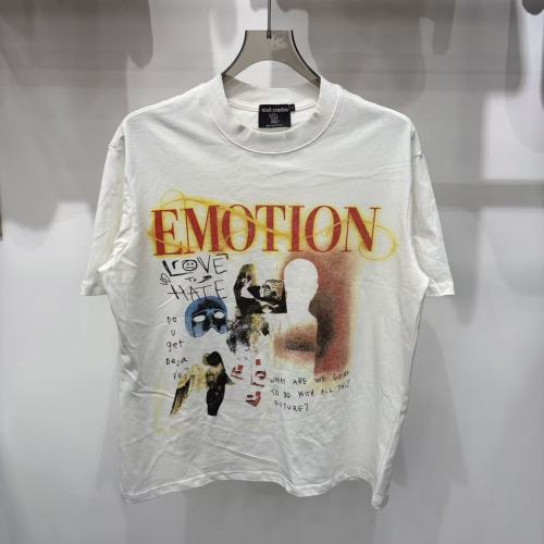 Mixed Emotion Vintage Graffiti Mask Wing Telegram Print T-shirt 29370450