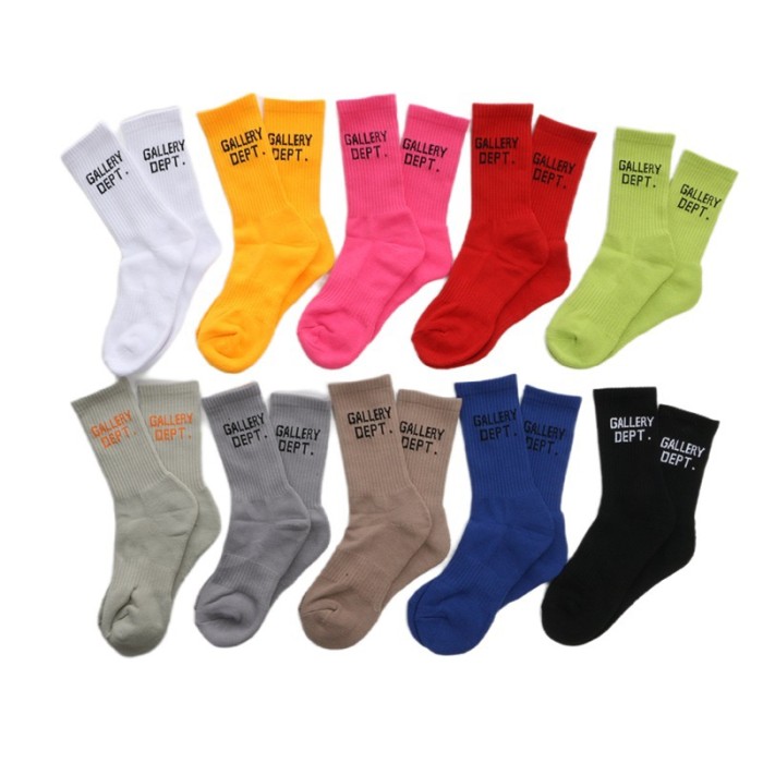[50% Off]Vintage monogrammed embroidered cotton athletic socks 15 colors 24067190