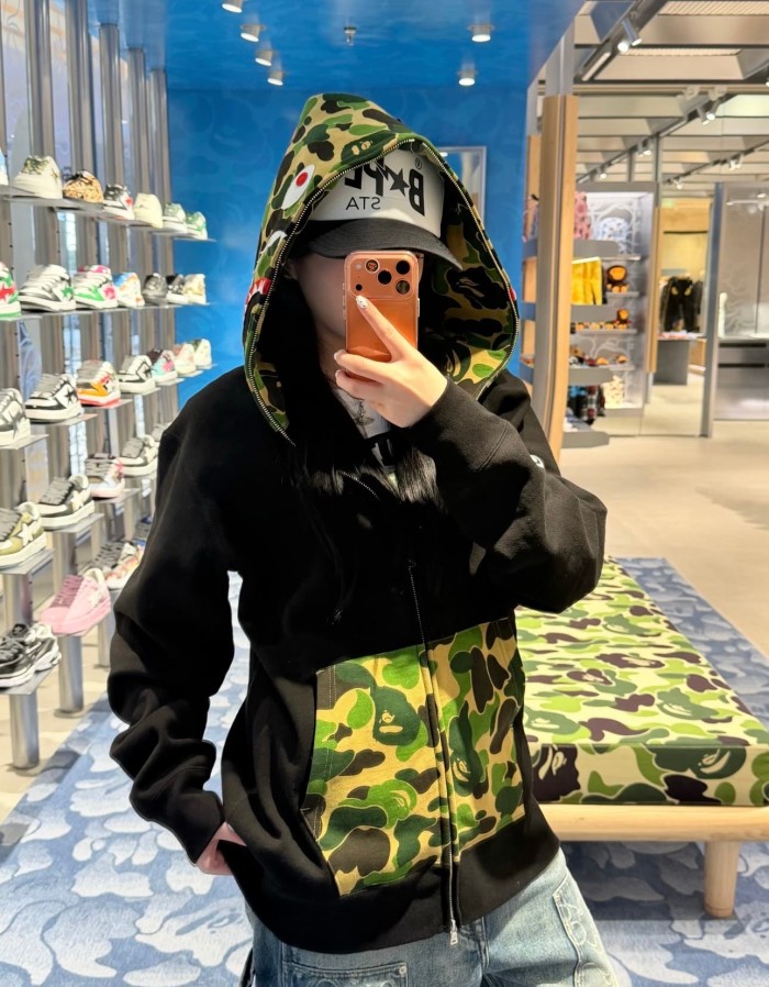 A Bathing Ape Bape 1:1 quality version Camouflage Shark Head Splicing Full Zip Couple Hoodie 2 colors 29426439