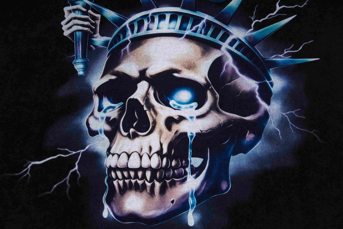 Godspeed Statue Of Liberty Skull Torch Gothic Font Print Back City Building Storm T-Shirt 2 colors 29443239