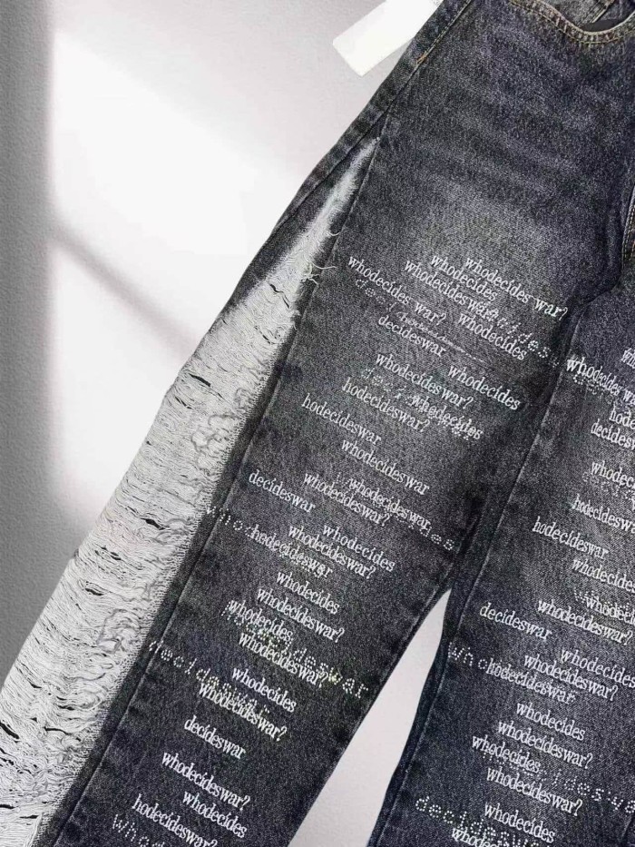 Who Decides War 1:1 quality version Washed Vertical Slogan All Over Print Side Frayed Tassel Denim Jeans 2 colors 29456765
