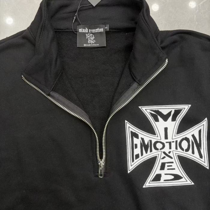 Mixed Emotion Black White Side Stripe Cross Letter Print Half Zip Sweatshirt & Pants Set 29463123