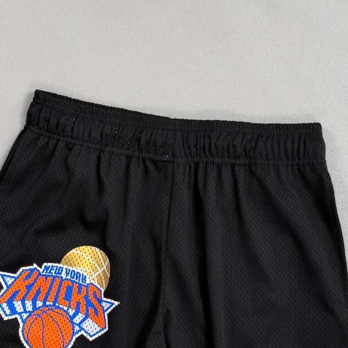 Eric Emanuel 1:1 quality version New York Knicks Black Mesh Team Logo Embroidery Shorts 29478074