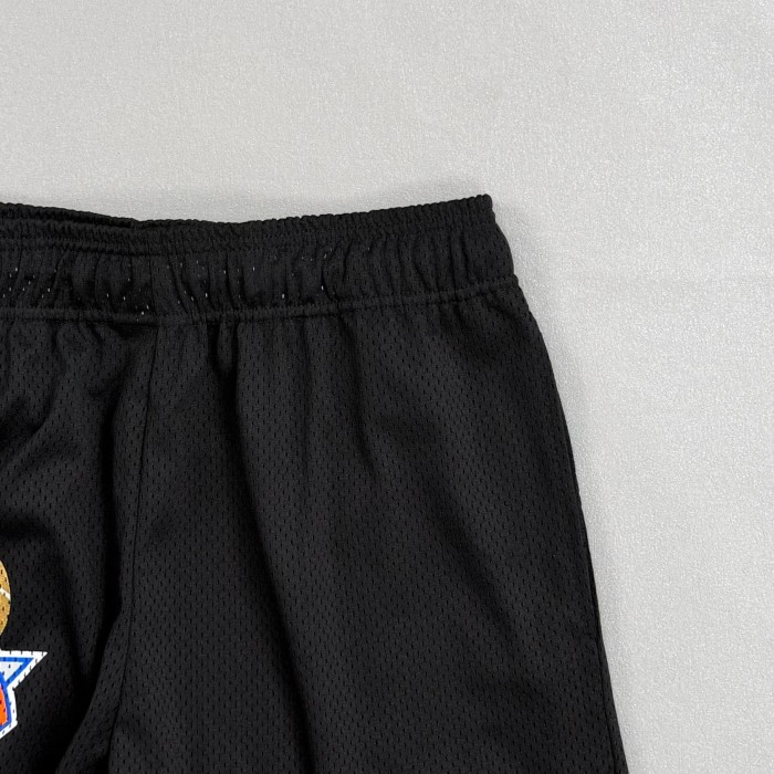 Eric Emanuel 1:1 quality version New York Knicks Black Mesh Team Logo Embroidery Shorts 29478074