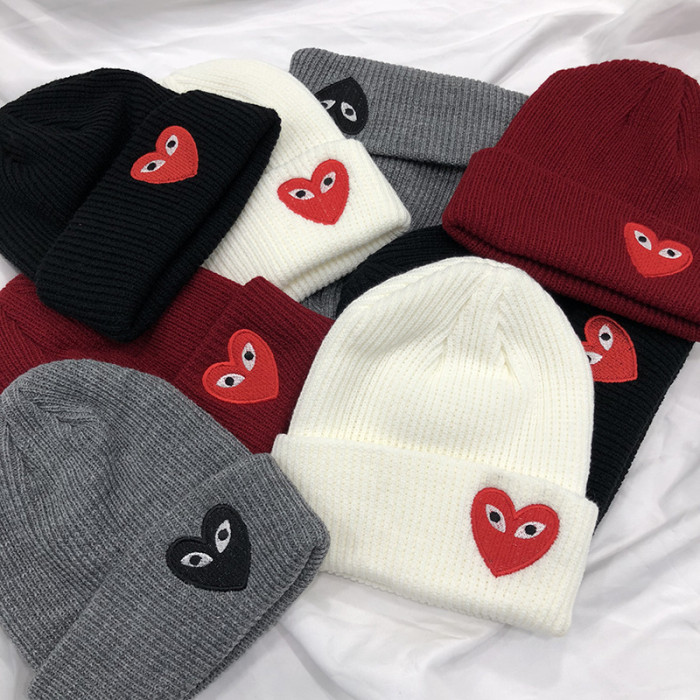Cdg Play Heart Eye Embroidered Logo Ribbed Cuffed Unisex Knit Beanie 29499068