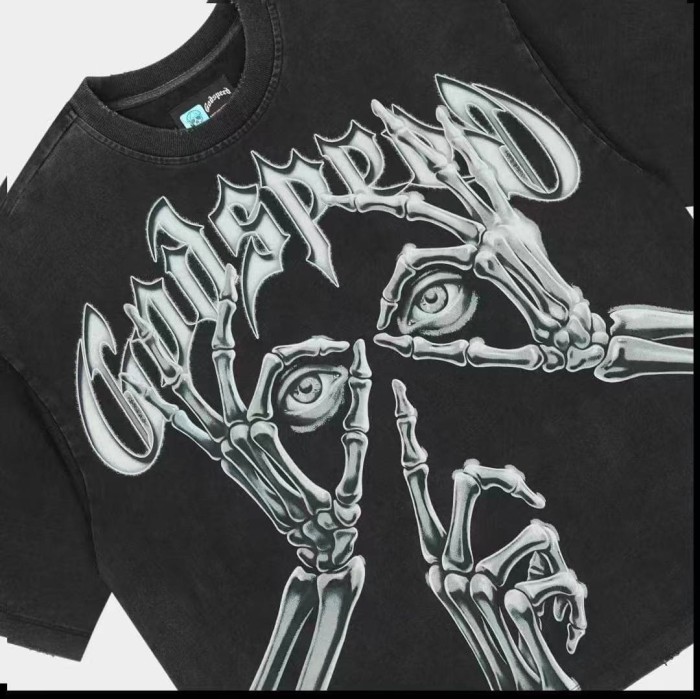 Godspeed Front Gothic Skeleton Hand Eye Text Print Back Spray Gradient G Logo T-Shirt 29500754