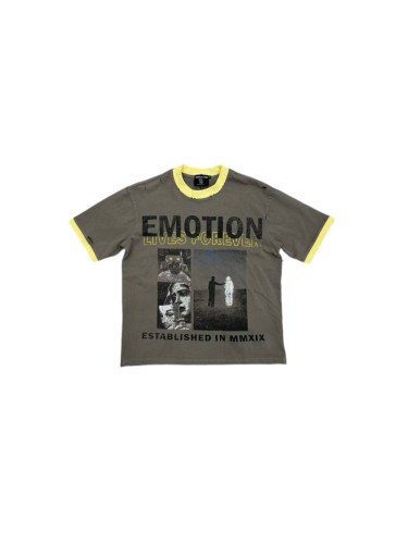 Mixed Emotion Yellow Ringer Vintage Art Portrait Collage Hole Distressed T-shirt 29502411
