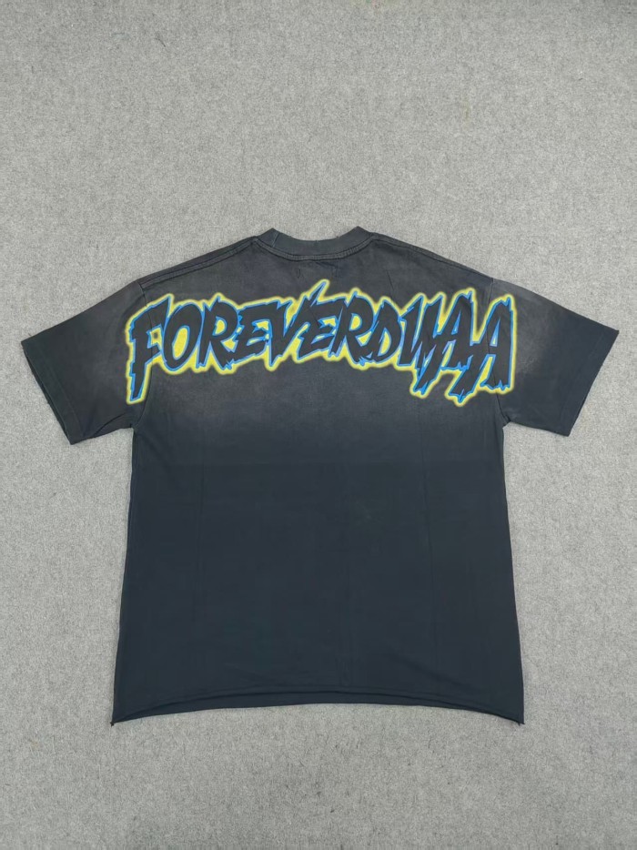 Duaa Boy Looking Up At UFO Rhinestone Print Washed Tee 29053849