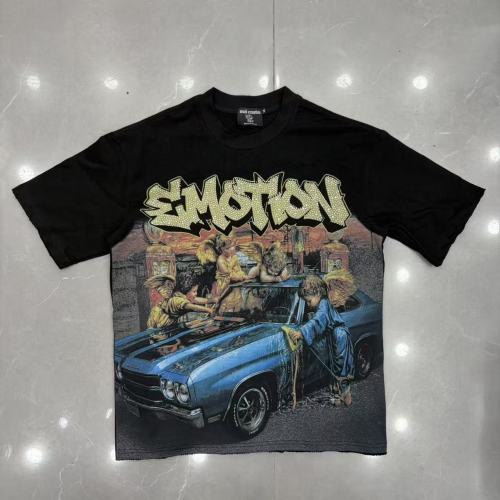 Mixed Emotion Angel Vintage Car Print Back Yellow Graffiti Letter Symbol Raw Hem T-shirt 29542521