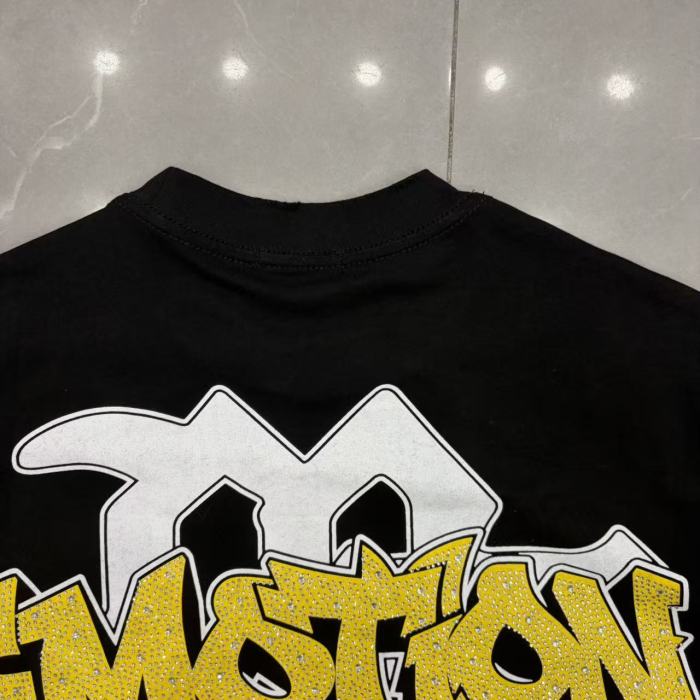 Mixed Emotion Angel Vintage Car Print Back Yellow Graffiti Letter Symbol Raw Hem T-shirt 29542521