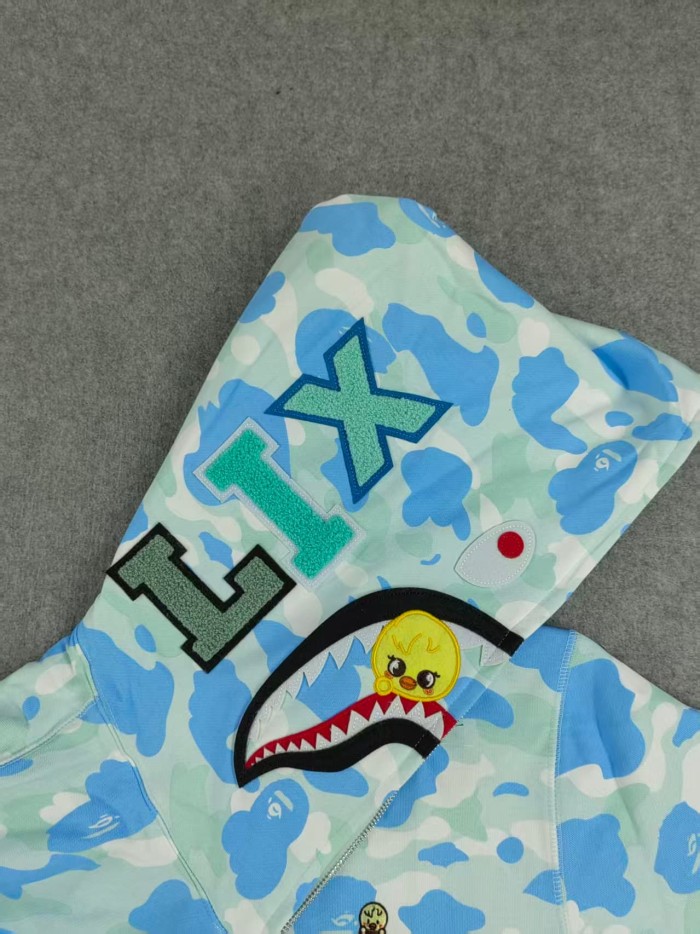 A Bathing Ape Bape 1:1 quality version Stray Kids Co-branded Shark Small Animal Embroidery Camo Zip Up Hoodie 4 colors 29322793